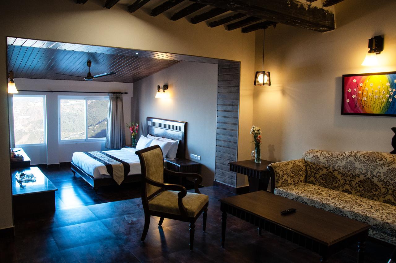 One Earth Royale Boutique Hotel Mussoorie Exterior foto