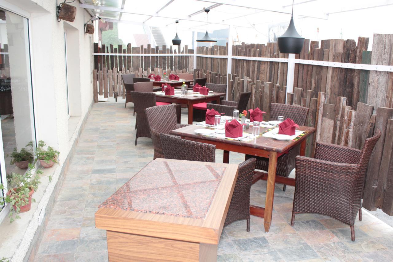 One Earth Royale Boutique Hotel Mussoorie Exterior foto