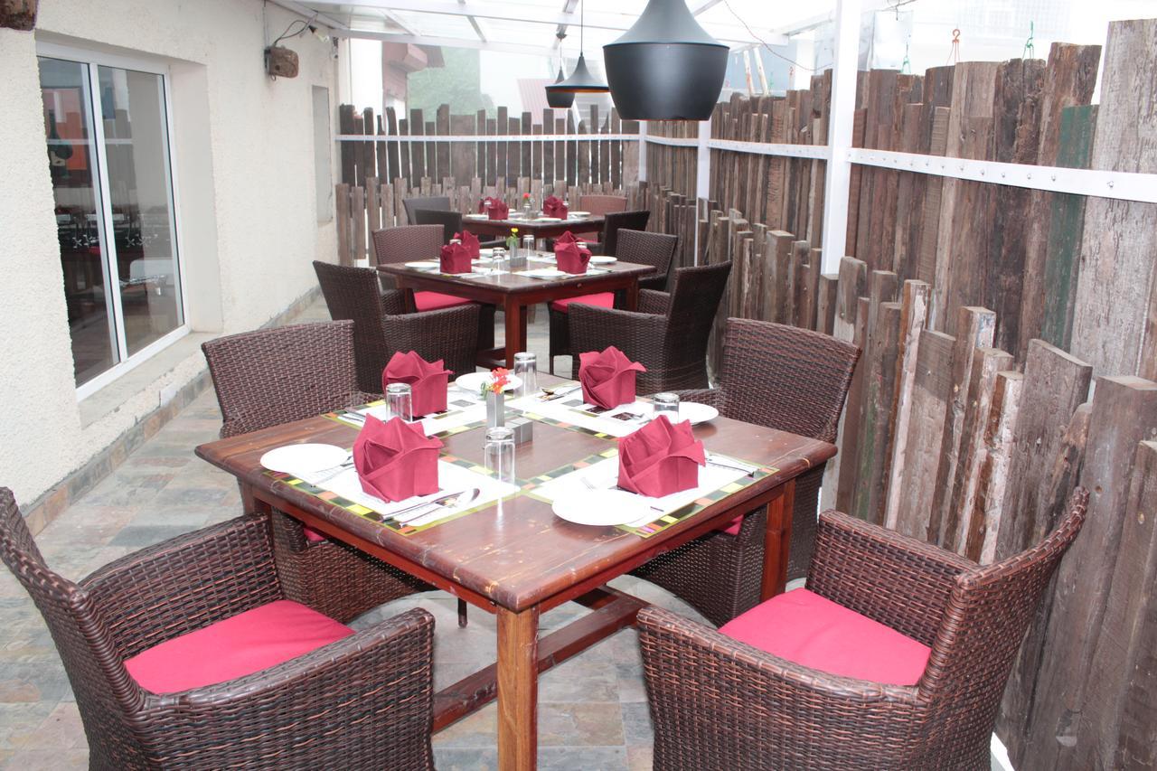 One Earth Royale Boutique Hotel Mussoorie Exterior foto